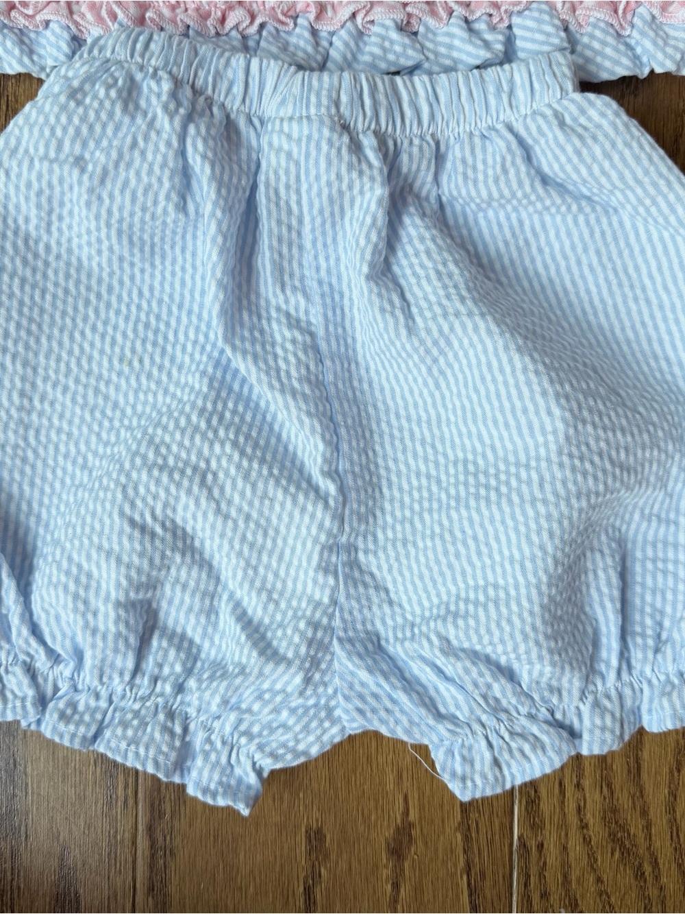 Seersucker Bunny Set in Light Blue with Pink Trim - Picture 3 of 10